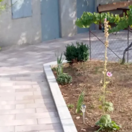 Feriehus Apartman Mara *