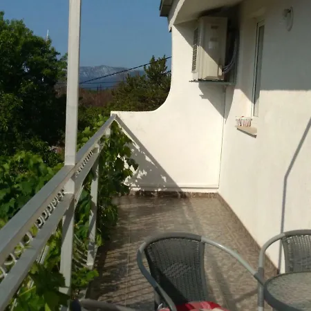 Apartman Mara Feriehus *