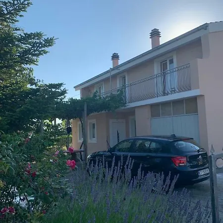 Apartman Mara *